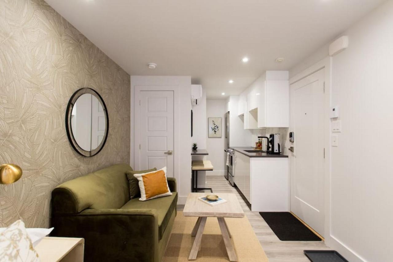 Palms Little Italy Studio With Full Bathroom By Denstays Montreal Exterior photo